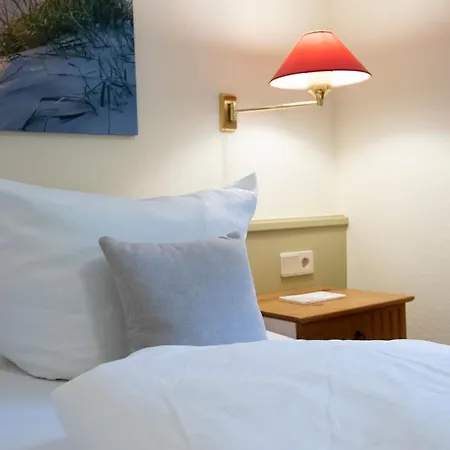 Apartment Haus Am Kurpark 3 *