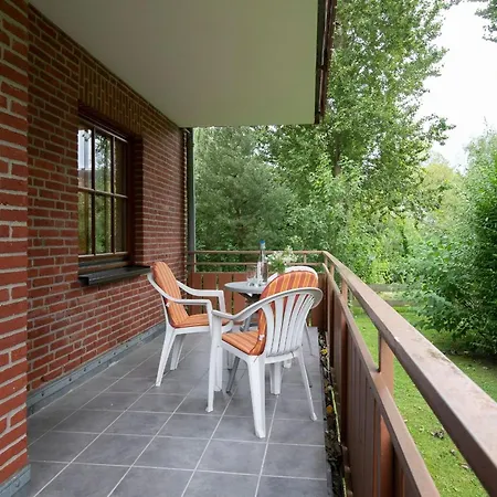 Haus Am Kurpark 3 アパート シャルボイツ